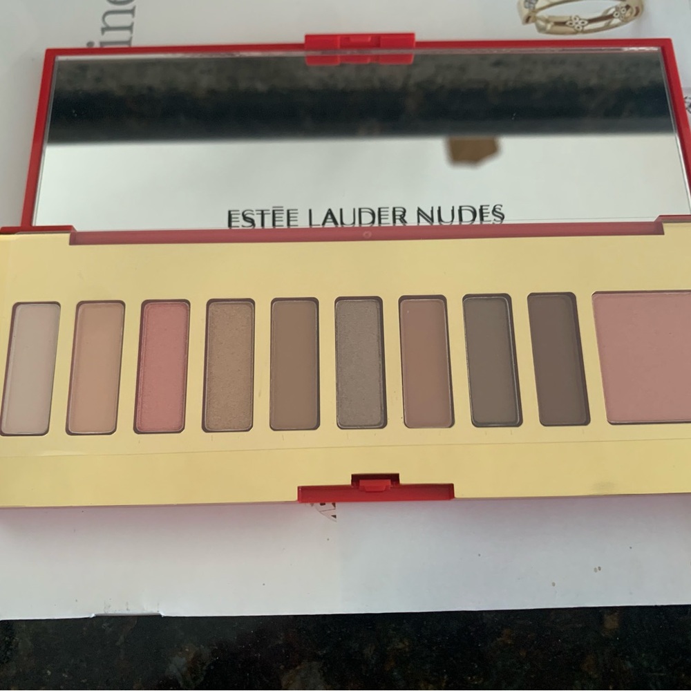 Brand New Estée Lauder Pure Color Envy Palette